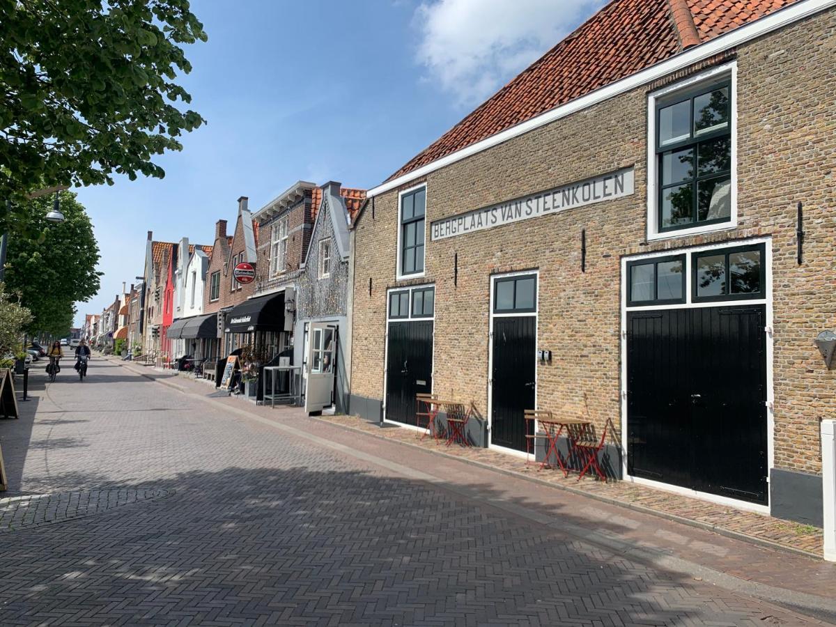Pakhuis Aan De Haven - Bakboord Зирикзе Экстерьер фото